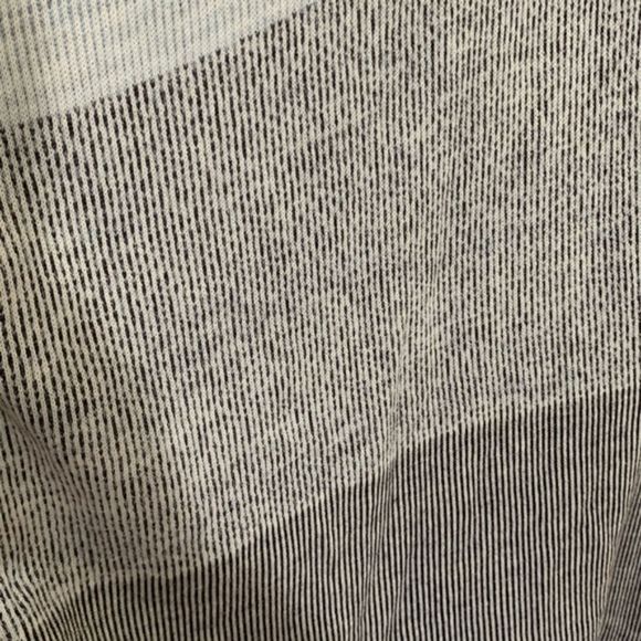 Lou & Grey Drapey Open Front Colorblock Cardigan - Picture 4 of 7